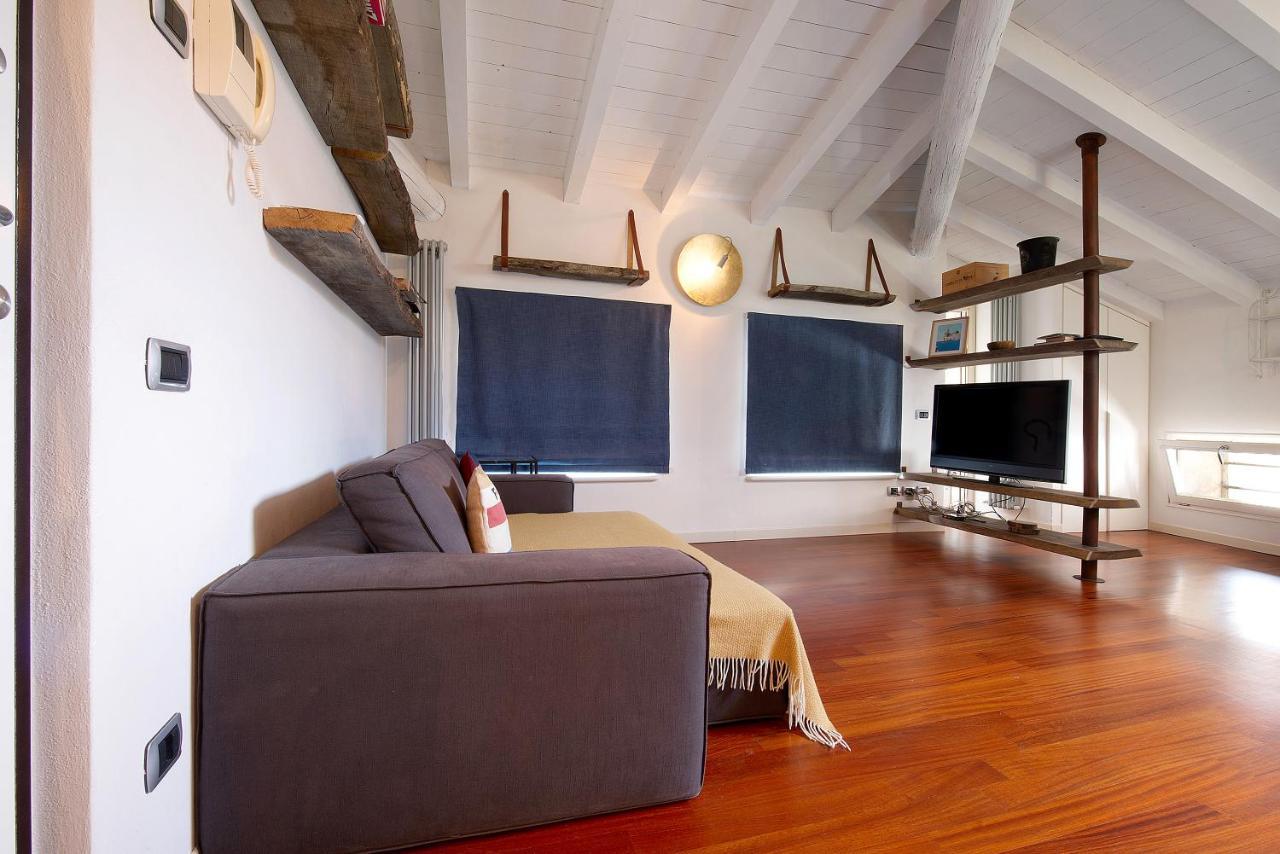 Penthouse In Citta Alta - Bergamo Apartment Luaran gambar