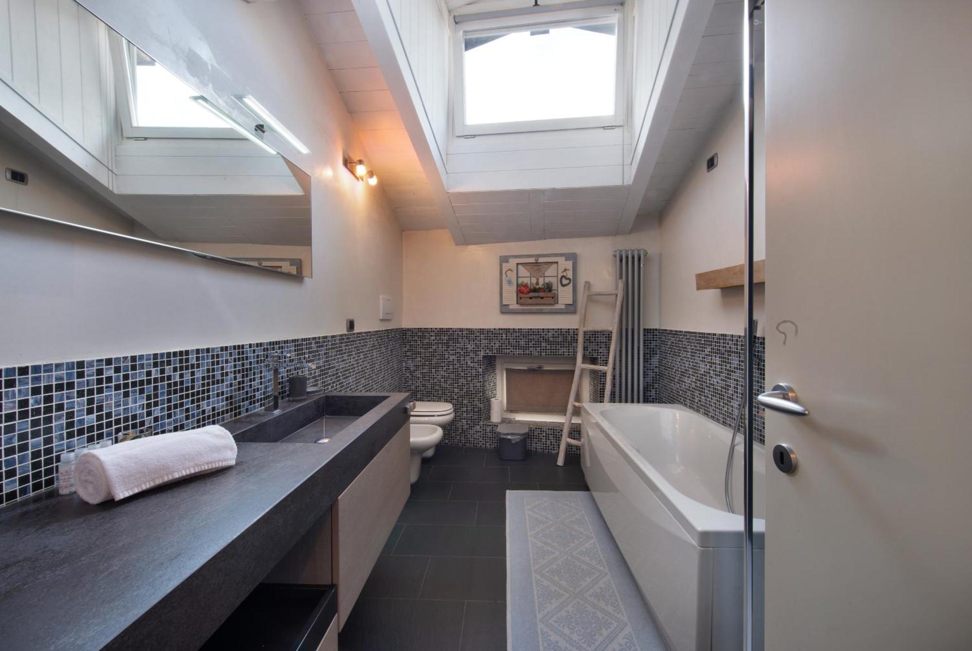 Penthouse In Citta Alta - Bergamo Apartment Luaran gambar